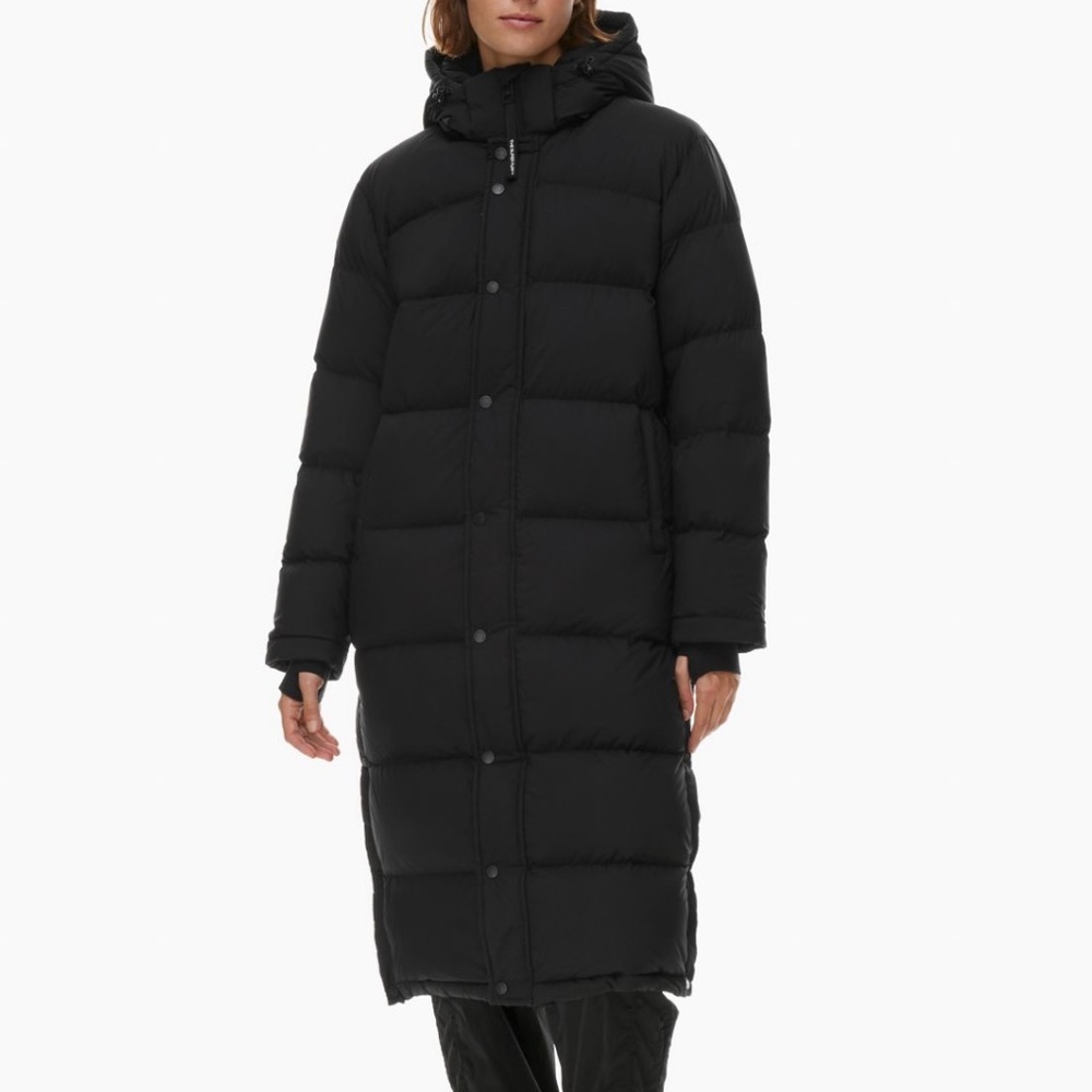 Small Aritzia Super Puff Long